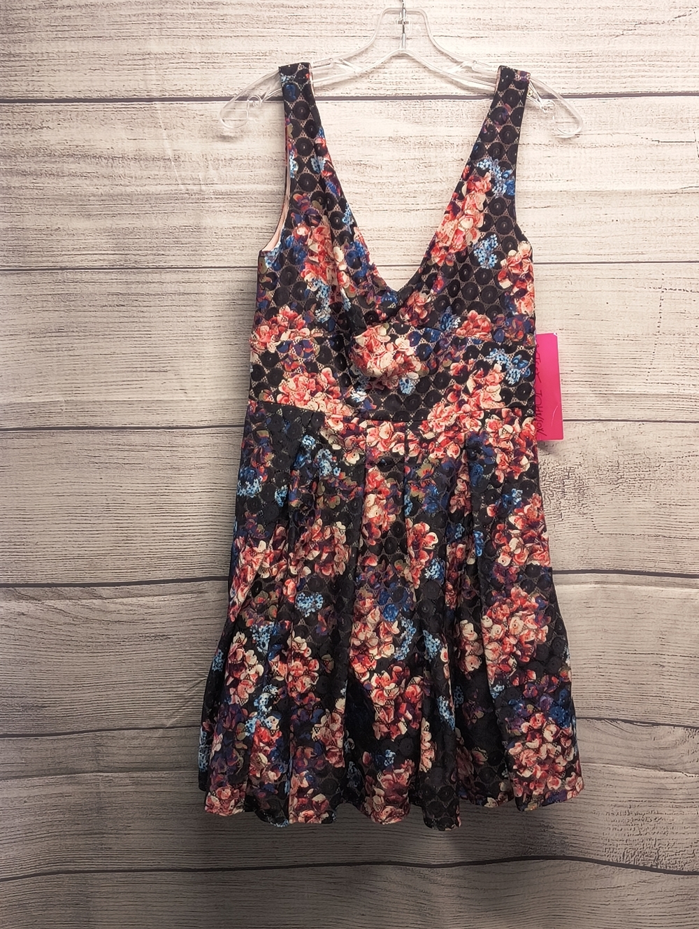 Betsy Johnson Dress Lace Floral Lined Pleated A-Line Size 8 Sleeveless